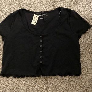 Aeropostale Flyaway Button-Front Cropped Tee